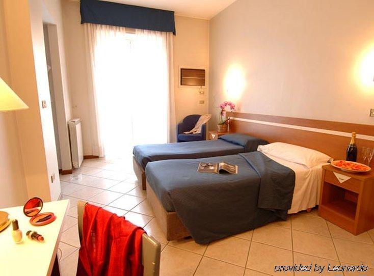 מילאנו Hotel Mennini חדר תמונה